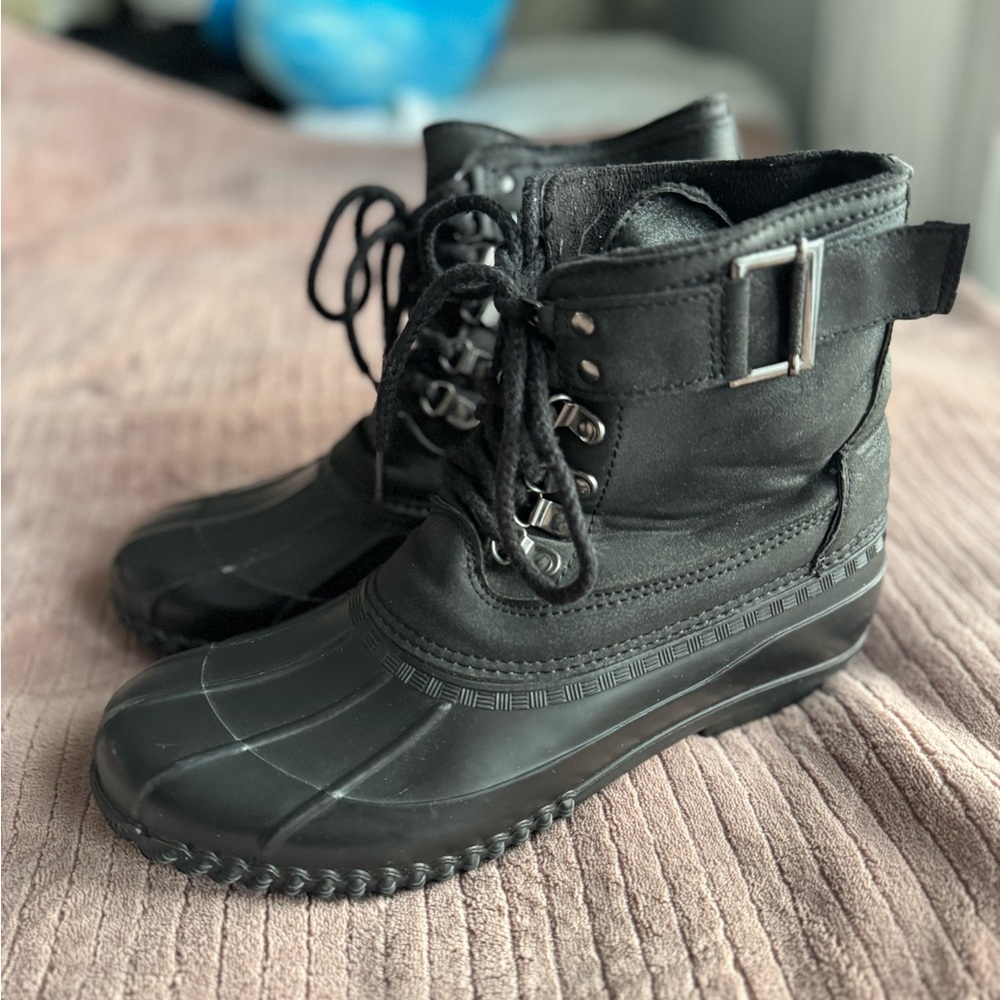 Black Lace-Up Duck Boots